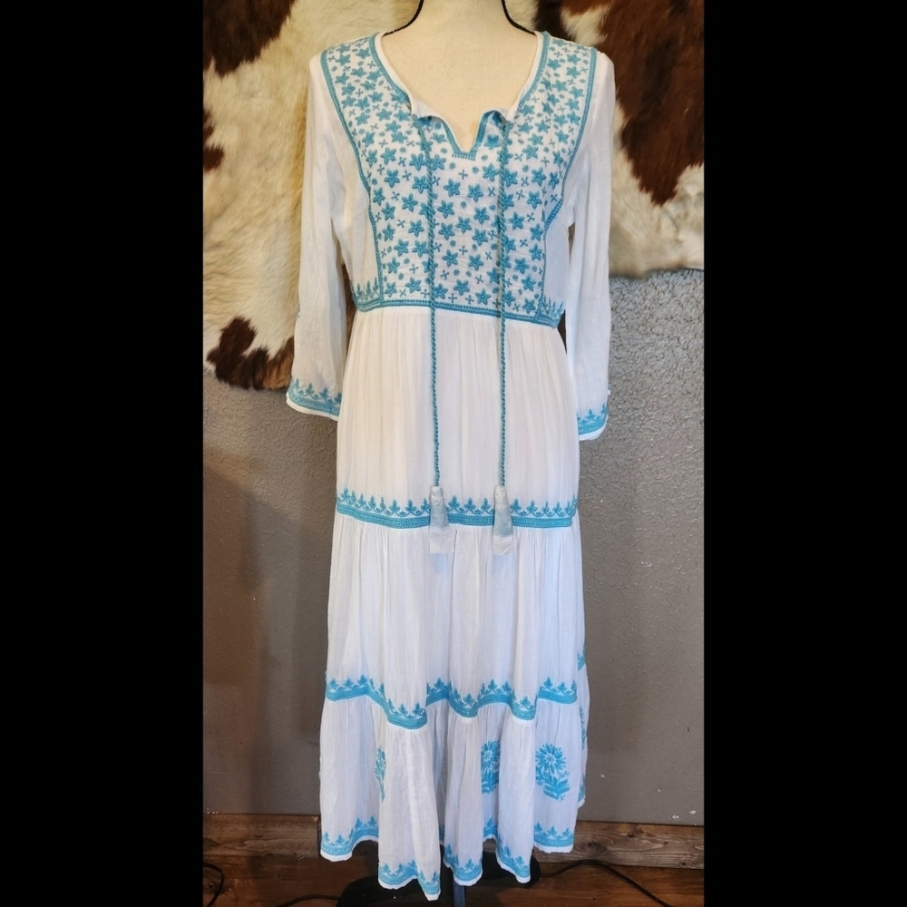 Soft Surroundings White and Blue Embroidered Dress Sz Xs